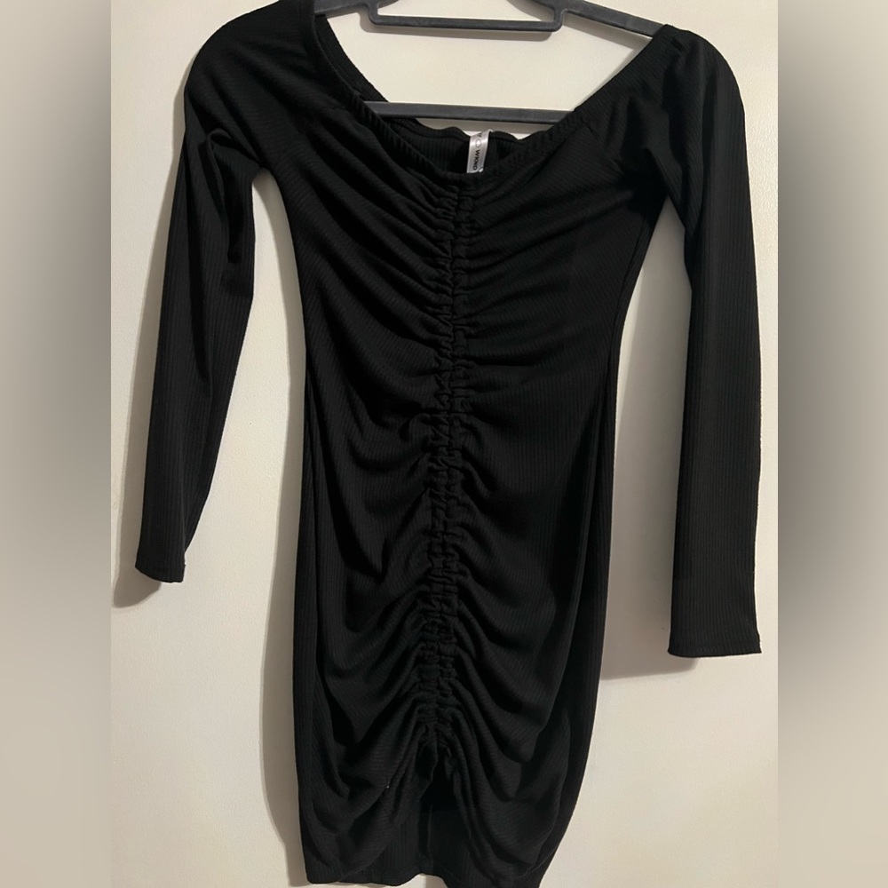 Black long sleeved dress